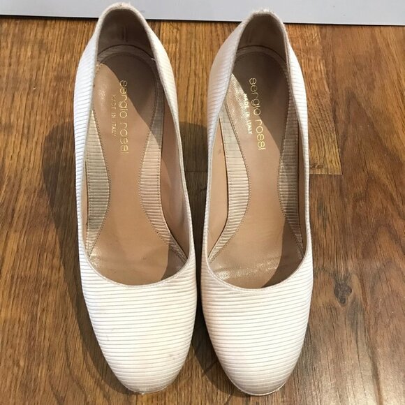 Sergio Rossi round toe silk heels - Picture 2 of 7